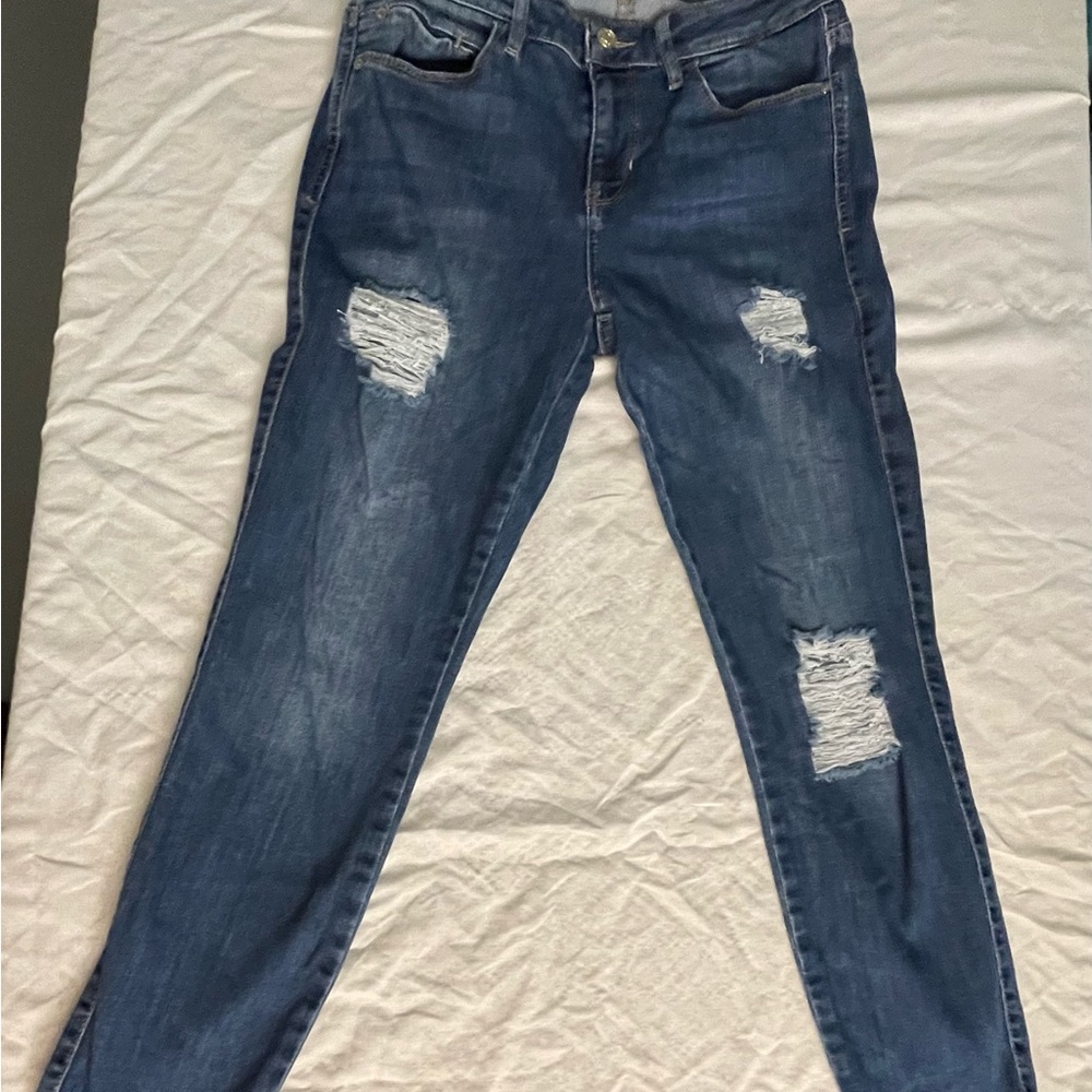 Guess Sexy Curve Ripped Leg Mid Rise Skinny Jeans Size 29(8)